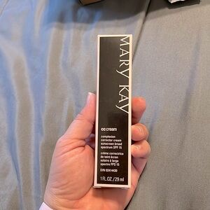 Mary Kay CC Cream Lt to Medium